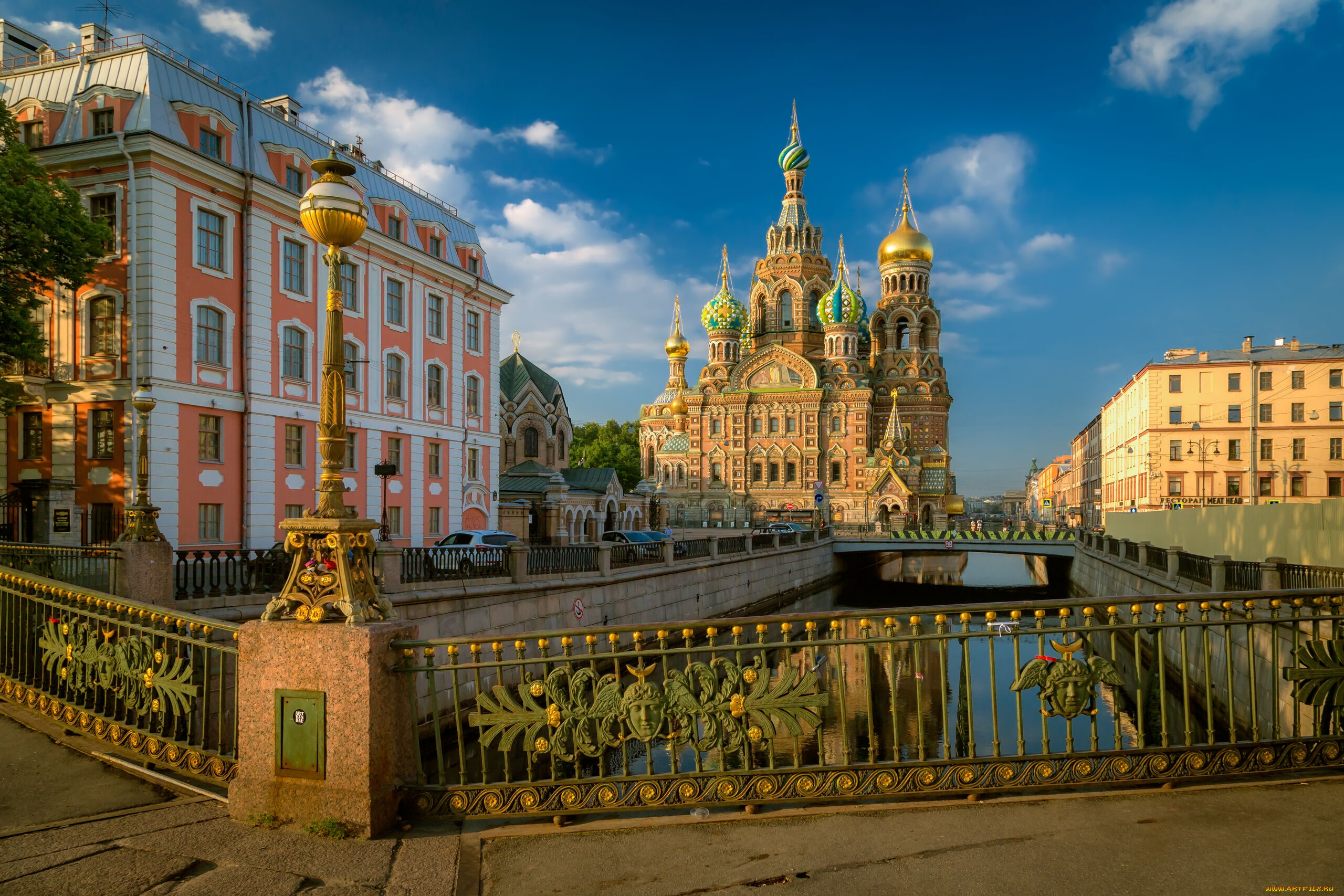 Спас на крови Санкт-Петербург лето